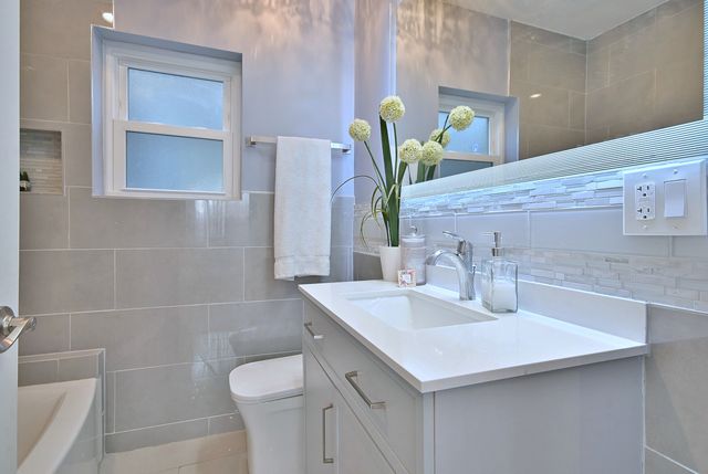 3715 Euclid Avenue, Berwyn, IL 60402