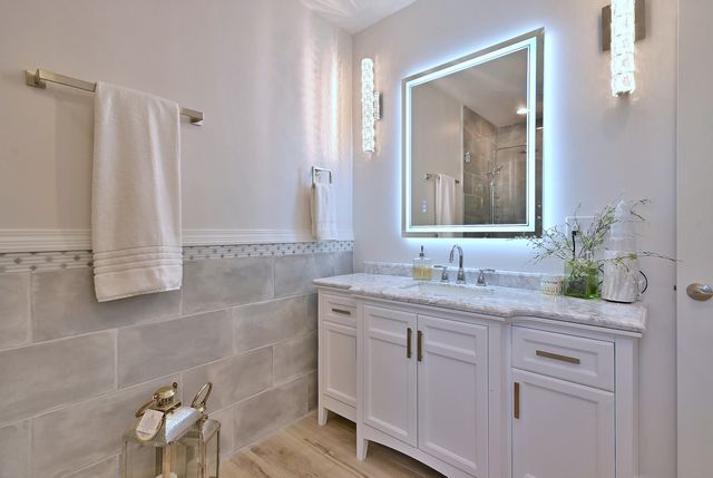 3715 Euclid Avenue, Berwyn, IL 60402