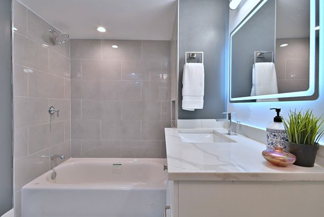 3715 Euclid Avenue, Berwyn, IL 60402