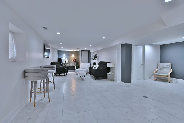 3715 Euclid Avenue, Berwyn, IL 60402