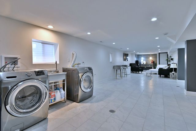 3715 Euclid Avenue, Berwyn, IL 60402