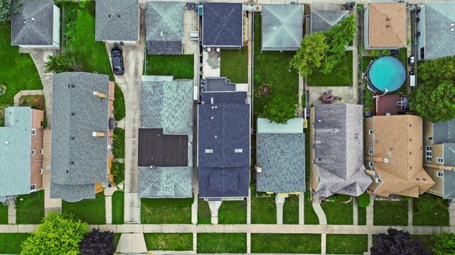 3715 Euclid Avenue, Berwyn, IL 60402