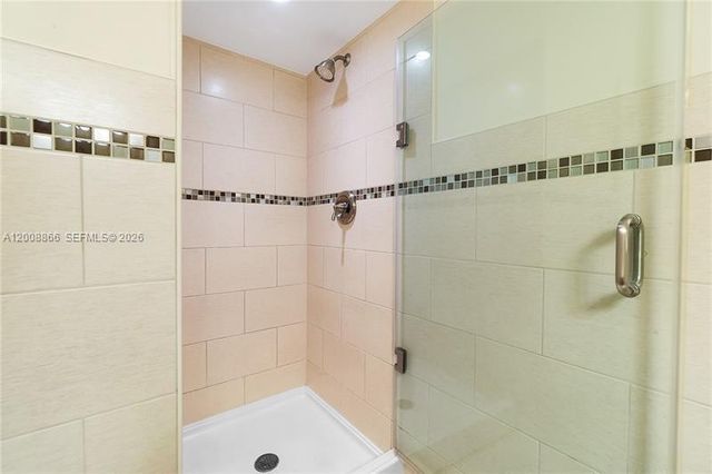4197 N Haverhill Rd 213, West Palm Beach, FL 33417