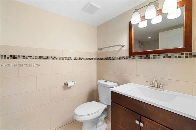 4197 N Haverhill Rd 213, West Palm Beach, FL 33417