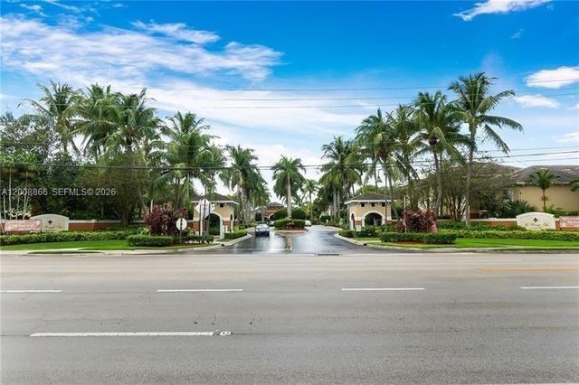 4197 N Haverhill Rd 213, West Palm Beach, FL 33417