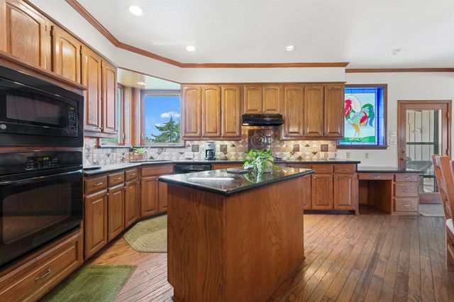 9711 Jim Christal Road, Krum, TX 76249