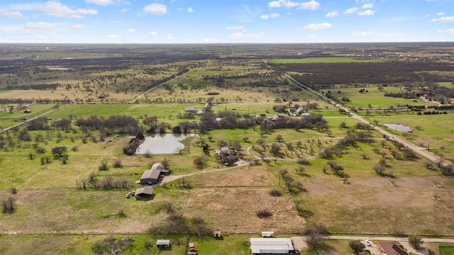 9711 Jim Christal Road, Krum, TX 76249