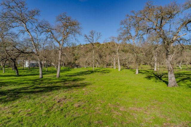4758 High Country Rd, San Andreas, CA 95249