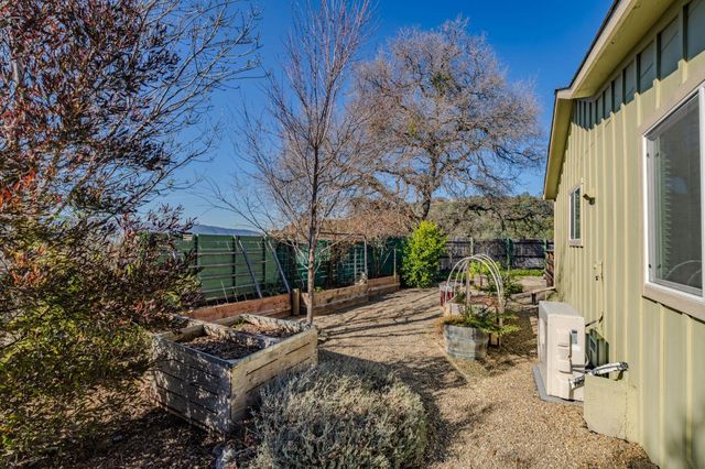 4758 High Country Rd, San Andreas, CA 95249