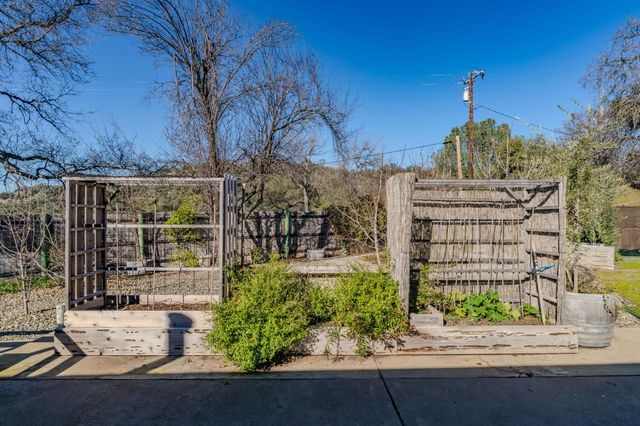 4758 High Country Rd, San Andreas, CA 95249