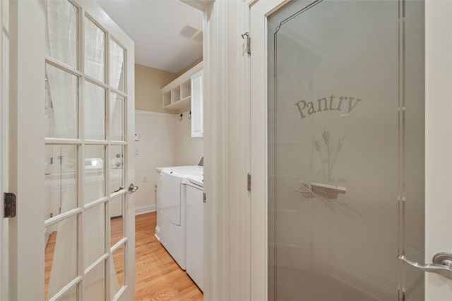 6908 NW 83rd Avenue, Johnston, IA 50131
