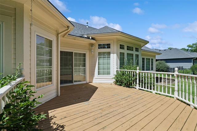 6908 NW 83rd Avenue, Johnston, IA 50131