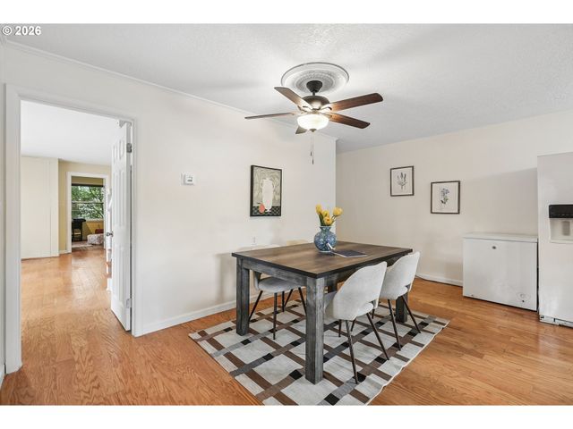 14005 Ne HALSEY St, Portland, OR 97230