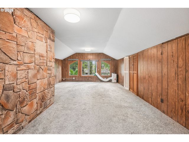 14005 Ne HALSEY St, Portland, OR 97230