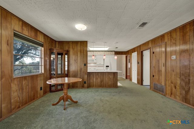 116 Crestview Drive, Canyon Lake, TX 78133