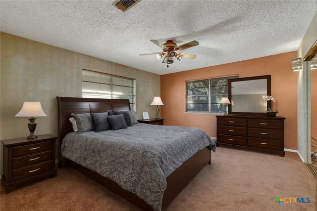 116 Crestview Drive, Canyon Lake, TX 78133