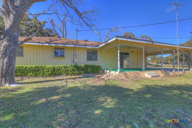 116 Crestview Drive, Canyon Lake, TX 78133