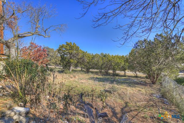 116 Crestview Drive, Canyon Lake, TX 78133
