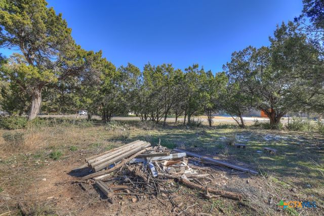 116 Crestview Drive, Canyon Lake, TX 78133