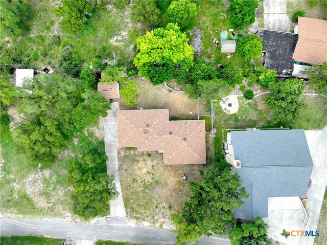 116 Crestview Drive, Canyon Lake, TX 78133