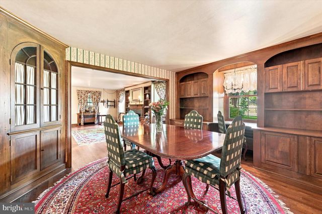 1010 CREST RD, Wynnewood, PA 19096