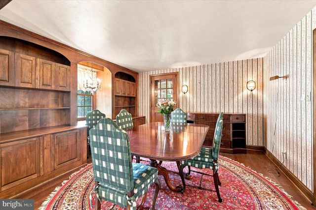1010 CREST RD, Wynnewood, PA 19096