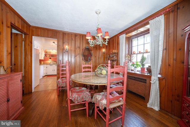 1010 CREST RD, Wynnewood, PA 19096