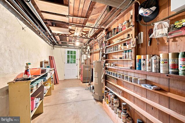 1010 CREST RD, Wynnewood, PA 19096