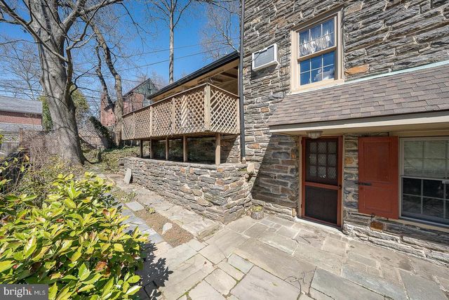 1010 CREST RD, Wynnewood, PA 19096
