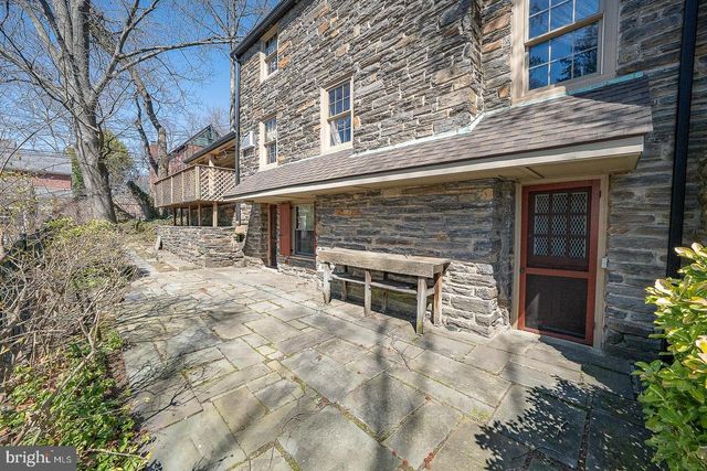 1010 CREST RD, Wynnewood, PA 19096