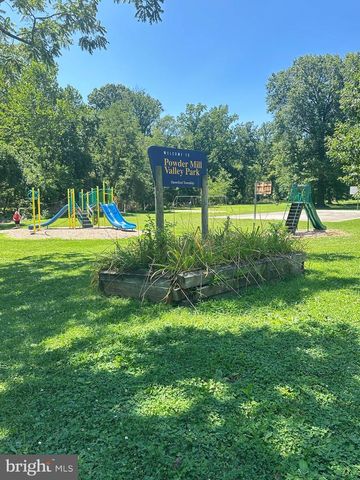 1010 CREST RD, Wynnewood, PA 19096