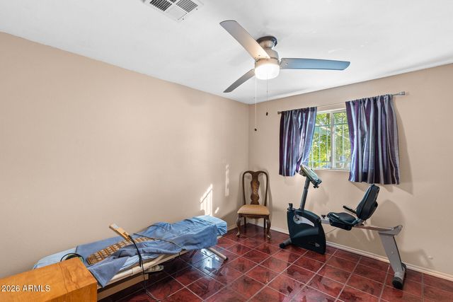 1946 E FAIRMOUNT Avenue, Phoenix, AZ 85016