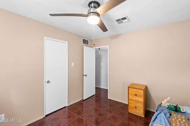 1946 E FAIRMOUNT Avenue, Phoenix, AZ 85016