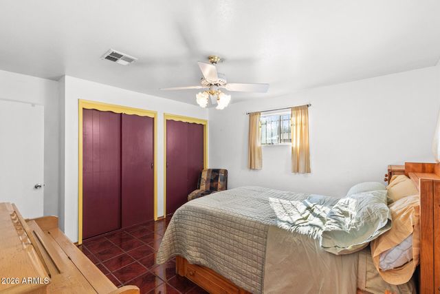 1946 E FAIRMOUNT Avenue, Phoenix, AZ 85016