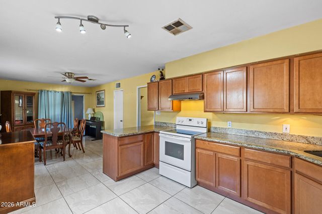 1946 E FAIRMOUNT Avenue, Phoenix, AZ 85016