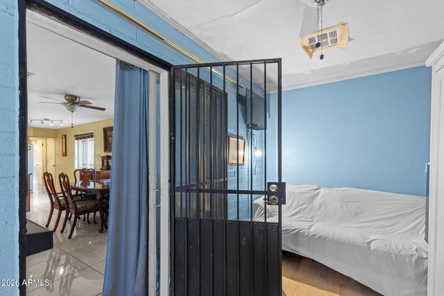 1946 E FAIRMOUNT Avenue, Phoenix, AZ 85016