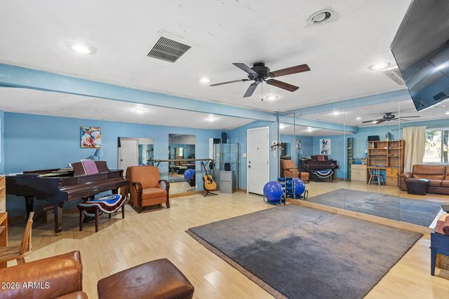 1946 E FAIRMOUNT Avenue, Phoenix, AZ 85016