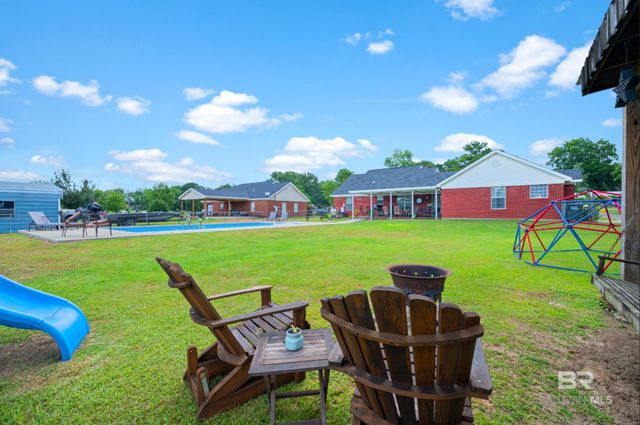 45613 Redhill Road, Bay Minette, AL 36507