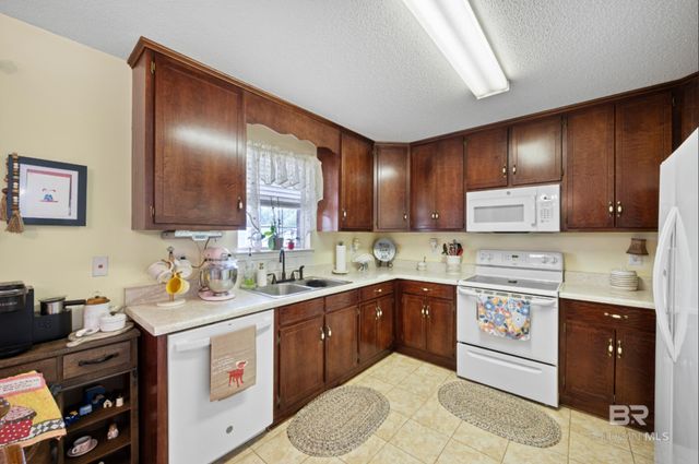 45613 Redhill Road, Bay Minette, AL 36507