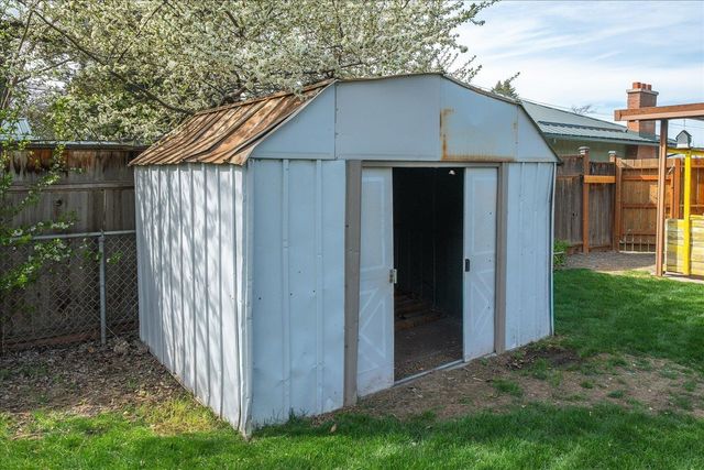 3612 E Congress Ave, Spokane, WA 99223