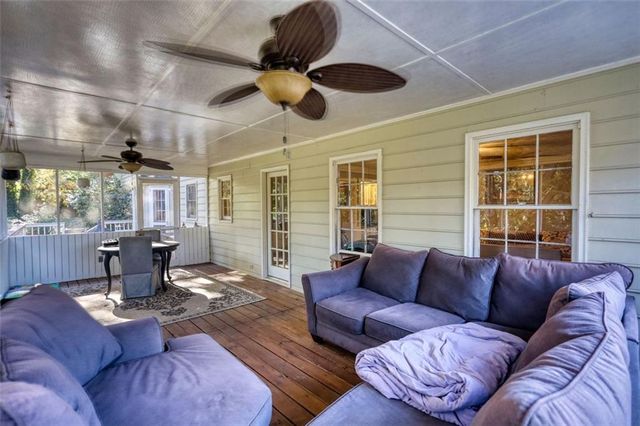 2563 Bridgewood Lane, Snellville, GA 30078