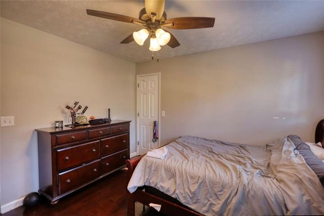 2563 Bridgewood Lane, Snellville, GA 30078