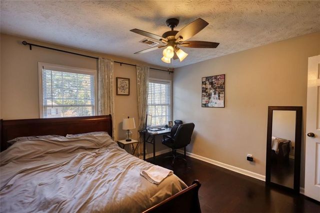 2563 Bridgewood Lane, Snellville, GA 30078