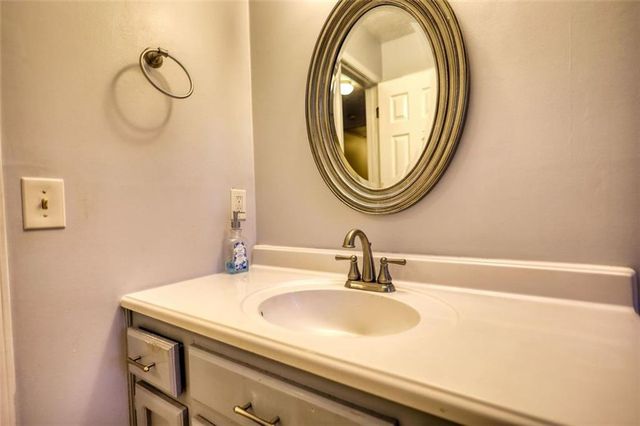 2563 Bridgewood Lane, Snellville, GA 30078