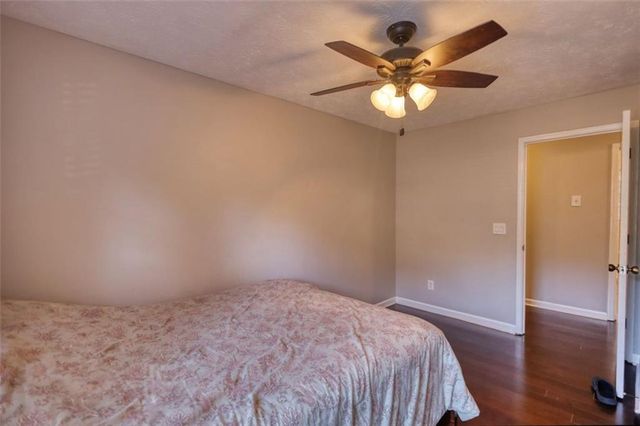 2563 Bridgewood Lane, Snellville, GA 30078