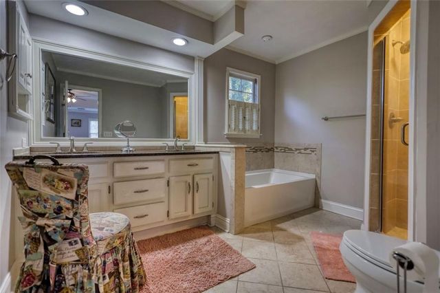 2563 Bridgewood Lane, Snellville, GA 30078