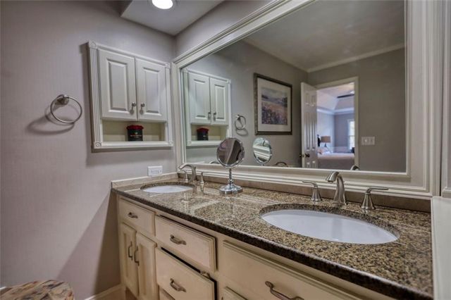 2563 Bridgewood Lane, Snellville, GA 30078