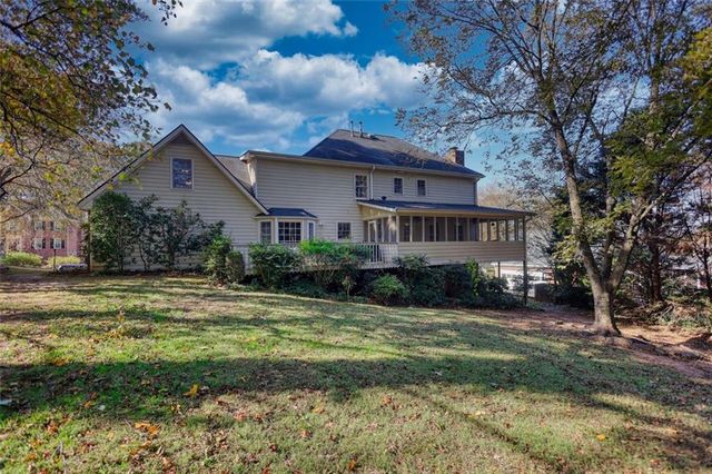 2563 Bridgewood Lane, Snellville, GA 30078