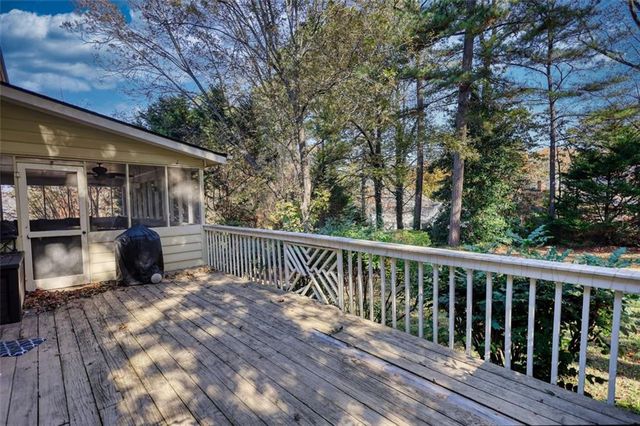 2563 Bridgewood Lane, Snellville, GA 30078