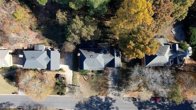 2563 Bridgewood Lane, Snellville, GA 30078